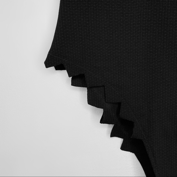 SOLD Marysia Black Maillot V-Neck Scallop Zig Zag One Piece Swimsuit Size Small - Picture 12 of 14